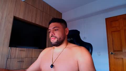 jerome3773 online show from 11-25-25, 09:37