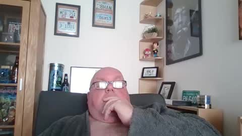 Harry online show from 04-22-26, 07:44