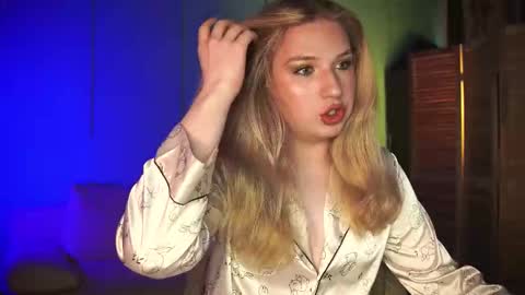 Snapshot of jes_solar chatting on 09-21-25, 03:13 jes_solar online show from 09-21-25, 03:13