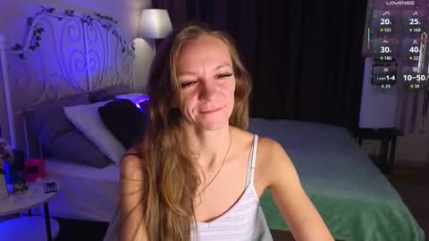 jesica_moon_peachy online show from 12-18-25, 01:44