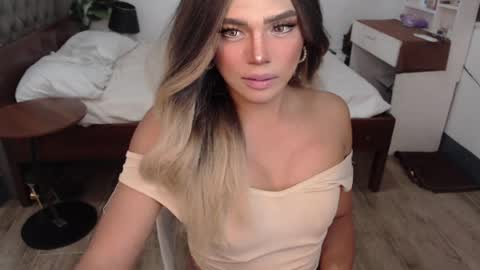 Snapshot of jesie_hot69 chatting on 07-20-26, 10:39 jesie_hot69 online show from 07-20-26, 10:39
