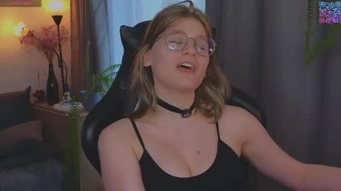 Snapshot of jess0e9 chatting on 05-21-26, 02:57 JessieVibes online show from 05-21-26, 02:57