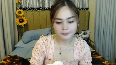 Snapshot of jess_goddes chatting on 06-19-26, 01:04 jess_goddes online show from 06-19-26, 01:04
