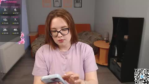 Snapshot of jess_soon chatting on 12-05-25, 11:08 Karina online show from 12-05-25, 11:08