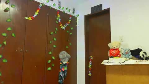 Jessica online show from 04-21-26, 08:23