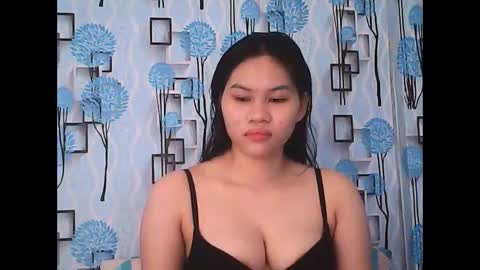 Snapshot of jessa_21 chatting on 12-16-25, 12:15 jessa_21 online show from 12-16-25, 12:15
