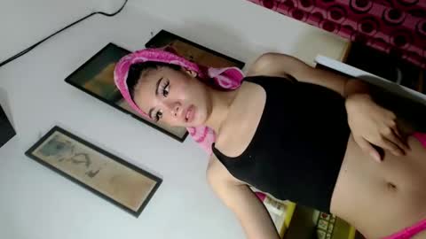 Snapshot of jessalicious1 chatting on 02-16-25, 07:48 jessalicious1 online show from 02-16-25, 07:48