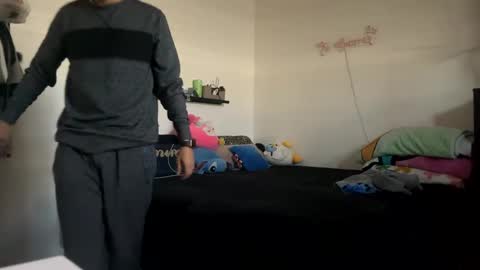 Hungjessy online show from 02-21-25, 06:04