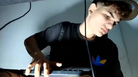 jesshot_bigcock online show from 03-19-26, 09:35