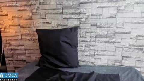 Snapshot of jessi_walker chatting on 11-24-25, 03:17 Jessi online show from 11-24-25, 03:17