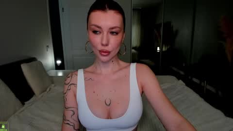 Snapshot of jessica_gill chatting on 02-19-25, 07:17 Jessica online show from 02-19-25, 07:17