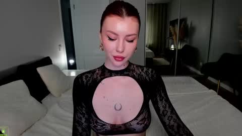 Snapshot of jessica_gill chatting on 02-24-25, 07:22 Jessica online show from 02-24-25, 07:22