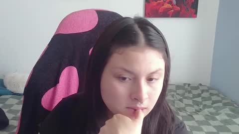 Jessica gomez online show from 10-19-25, 08:09