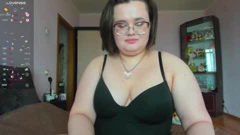 Natalia online show from 03-27-26, 06:52