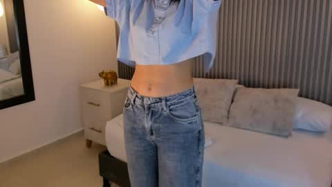 jessica_taylor_22 online show from 03-06-26, 12:56