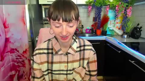 jessicaforris online show from 04-27-26, 07:17