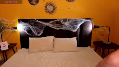 Jessie online show from 10-23-25, 02:00