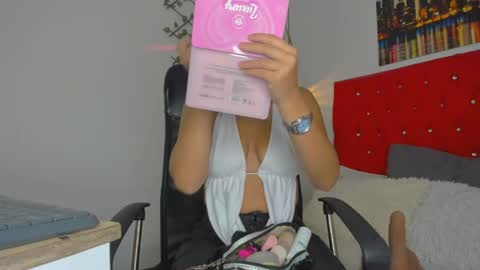 Jessie online show from 04-28-26, 01:16