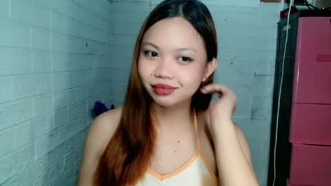 Snapshot of jessiefoxx0 chatting on 07-18-26, 05:17 Jessie online show from 07-18-26, 05:17