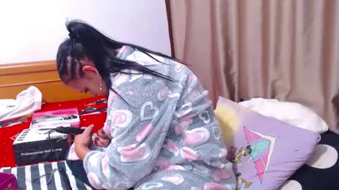 jessiestar3 online show from 10-21-25, 09:37