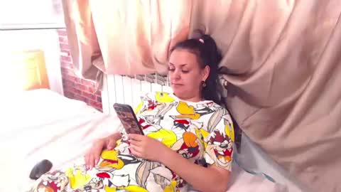 Snapshot of jessiestar3 chatting on 07-21-26, 01:57 jessiestar3 online show from 07-21-26, 01:57