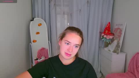 Jessi online show from 10-24-25, 02:02