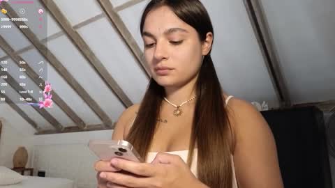 Snapshot of jessiexxi chatting on 11-16-25, 02:39 Jessie TG channel online show from 11-16-25, 02:39