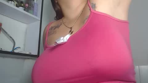 Snapshot of jessik_lov3 chatting on 05-21-26, 12:23 jessik_lov3 online show from 05-21-26, 12:23