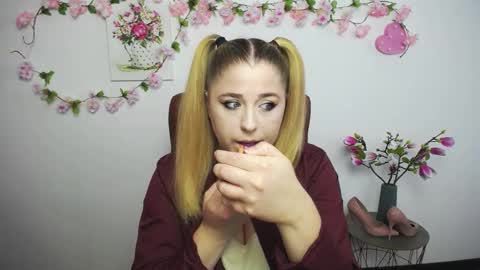 Jess online show from 09-14-25, 06:56