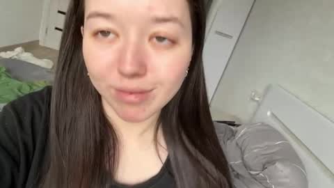 Emily online show from 05-06-26, 11:26