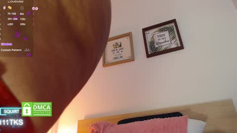 Snapshot of jessiwet chatting on 12-06-24, 07:23 jessiwet online show from 12-06-24, 07:23