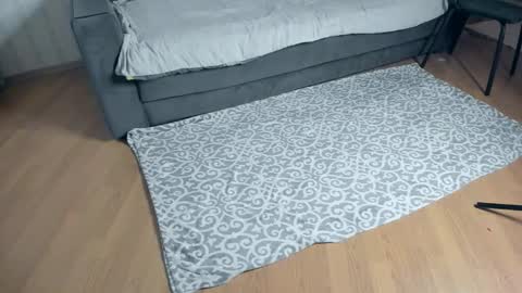 NEW VIDEO IN BIO online show from 11-21-25, 03:00