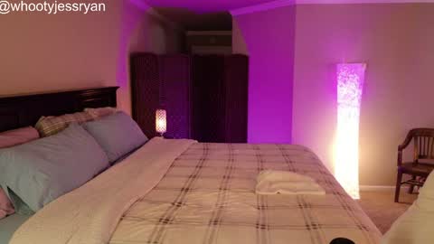 Jess Ryan online show from 04-29-26, 01:43