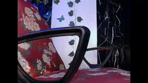 Snapshot of jessy_hot22_ chatting on 04-10-26, 02:17 jessy hot22 online show from 04-10-26, 02:17