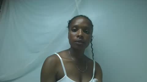 Snapshot of jessybabie chatting on 11-12-25, 10:04 jessybabie online show from 11-12-25, 10:04