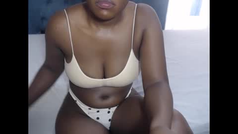 jessyhoneyx online show from 02-12-26, 10:43