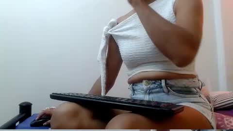 Snapshot of jessyhot604 chatting on 07-20-26, 04:42 jessy online show from 07-20-26, 04:42