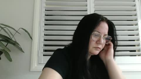 Snapshot of jessyqueen55 chatting on 06-15-26, 09:11 OnlyJessy online show from 06-15-26, 09:11