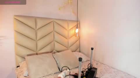 Jessica online show from 09-16-25, 06:31