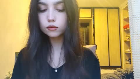 I am Gina ntmu Lets hit 10 Thumbs Up together online show from 11-29-25, 07:22