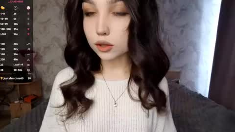 I am Gina ntmu Lets hit 10 Thumbs Up together online show from 04-23-26, 06:36