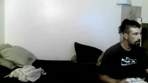 Snapshot of jeukhieqzkke chatting on 06-15-26, 02:03 jeukhieqzkke online show from 06-15-26, 02:03