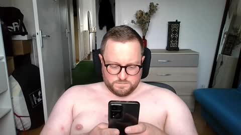 jeuneloup92 online show from 10-24-25, 03:19