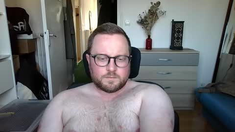 jeuneloup92 online show from 03-03-26, 04:57