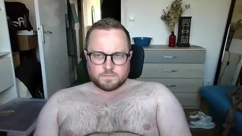 jeuneloup92 online show from 03-25-26, 05:08