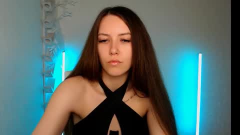 Snapshot of jewelrosse chatting on 11-19-25, 09:37 Jewel online show from 11-19-25, 09:37