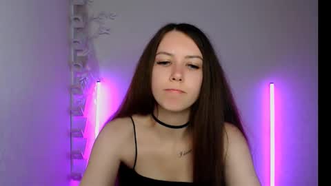 Snapshot of jewelrosse chatting on 11-21-25, 10:36 Jewel online show from 11-21-25, 10:36