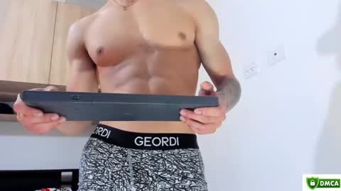 Snapshot of jey_cox23 chatting on 01-04-25, 11:54 jey cox online show from 01-04-25, 11:54