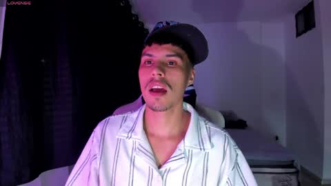 Jeyden Camilo online show from 06-06-26, 01:00