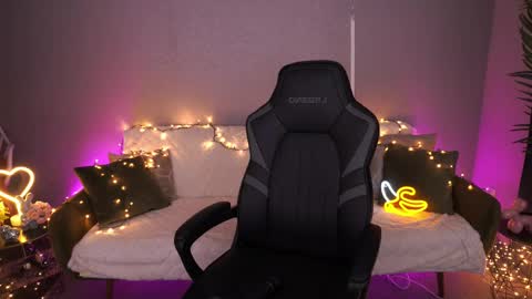 Jeysy online show from 04-24-26, 10:45